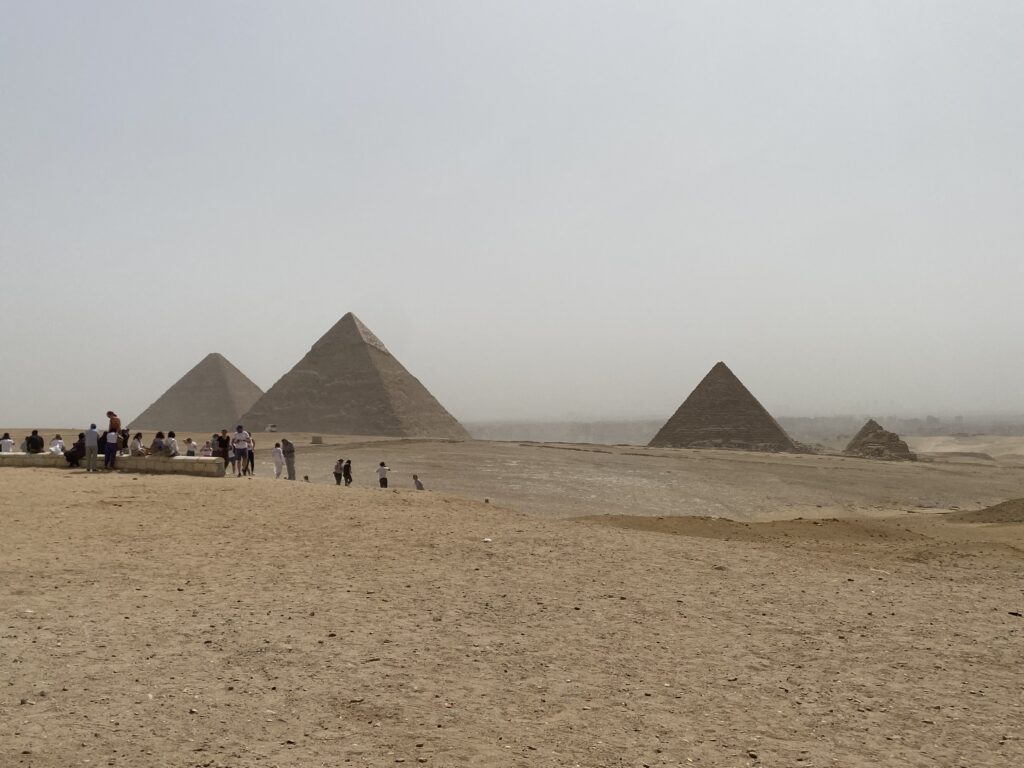 Landscape photo of the 3 pyramids